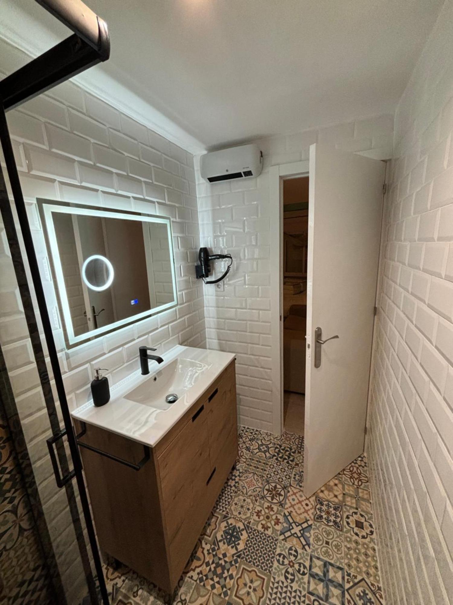 Loft Picasso Badajoz En Casco Historico Apartment Exterior photo
