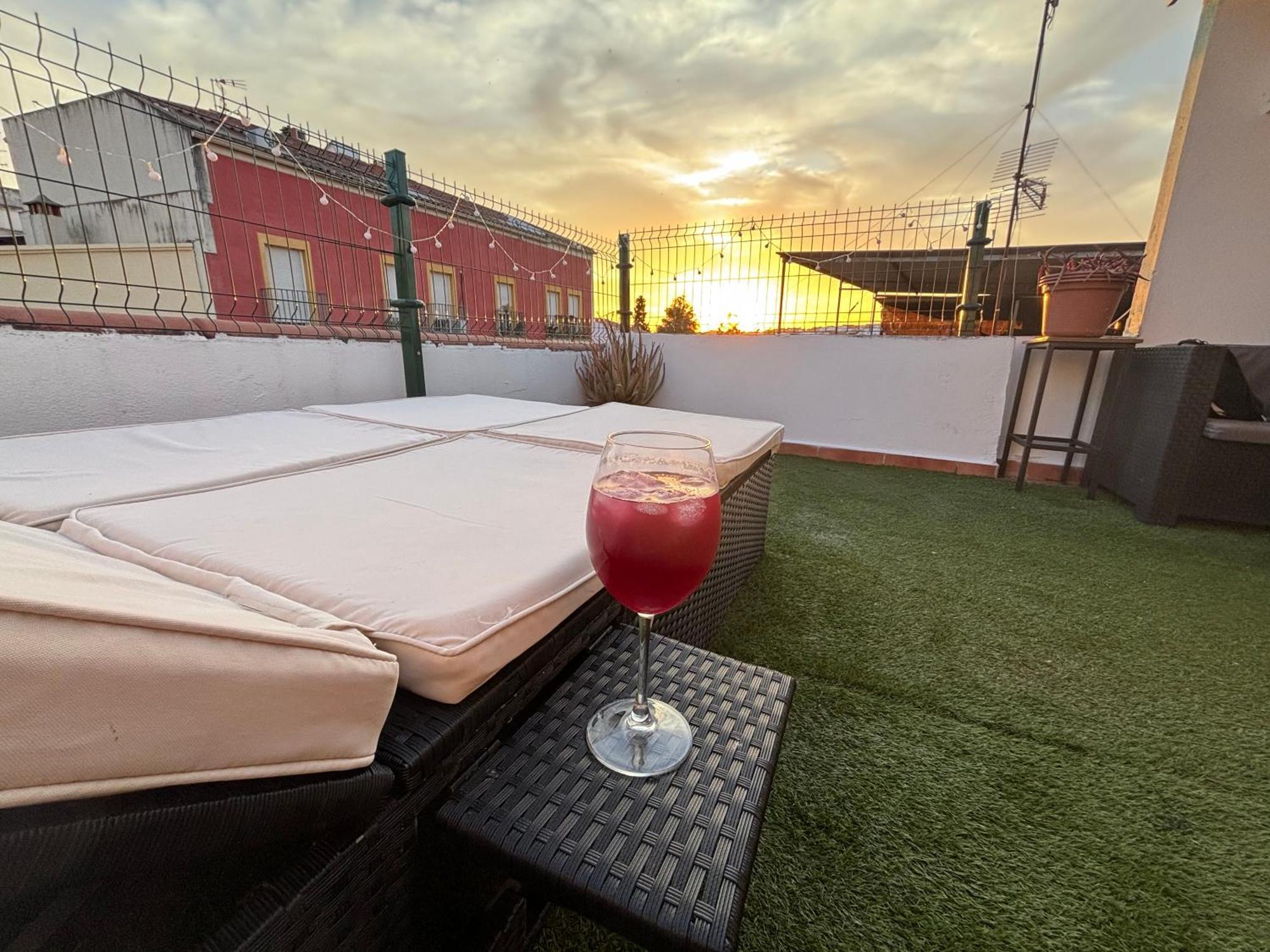 Loft Picasso Badajoz En Casco Historico Apartment Exterior photo